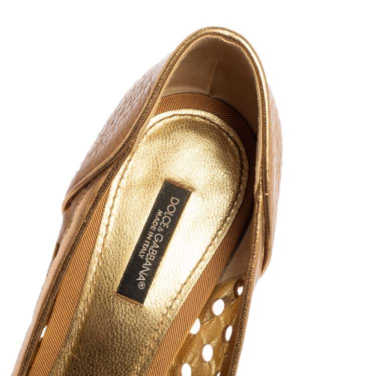 مملوكة مسبقًا Dolce & Gabbana Brown/Gold Perforated Leather Bow Detail Peep Toe Pumps Size 39