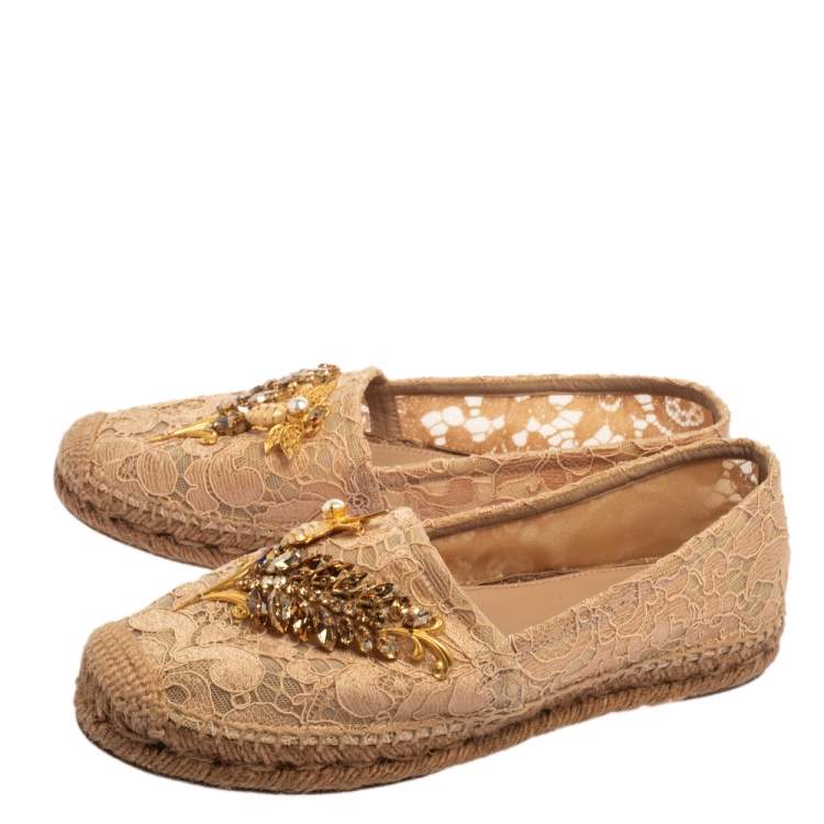 Pre Owned Dolce & Gabbana Beige Lace Crystal-Embellished Espadrille Flats Size 38