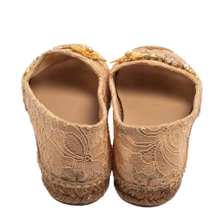 Pre Owned Dolce & Gabbana Beige Lace Crystal-Embellished Espadrille Flats Size 38