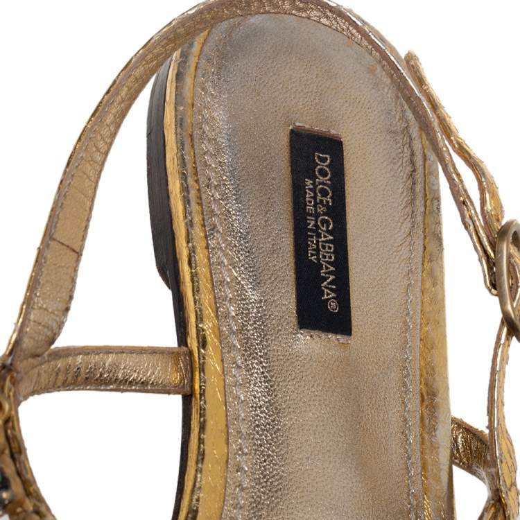 مملوكة مسبقًا Dolce & Gabbana Gold Snakeskin Coin and Crystal Embellished Thong Flats Size 39