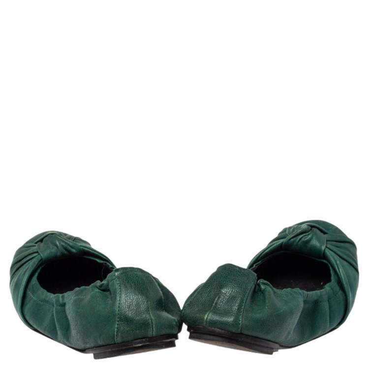 Pre Owned Dolce & Gabbana Green Leather Bow Scrunch Ballet Flats Size 39