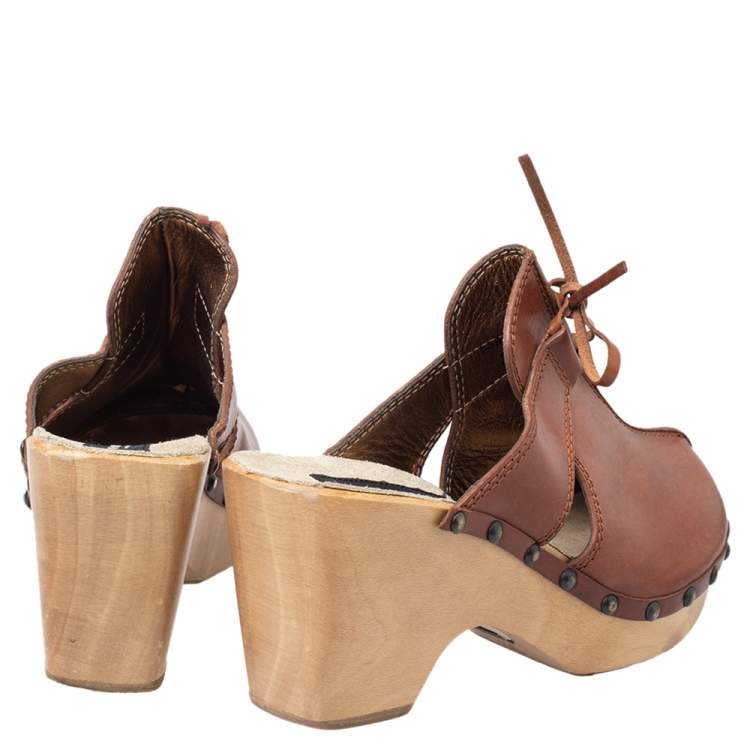 Pre Owned Dolce & Gabbana Tan Leather Bow Wooden Clogs Size 39