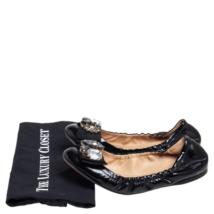 Pre Owned Dolce and Gabbana Black Patent Leather Crystal Embellished Bow Scrunch Ballet Flats Size 38.5
