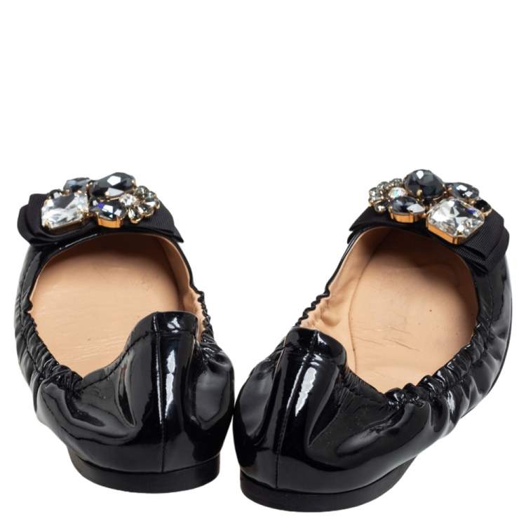 Pre Owned Dolce and Gabbana Black Patent Leather Crystal Embellished Bow Scrunch Ballet Flats Size 38.5