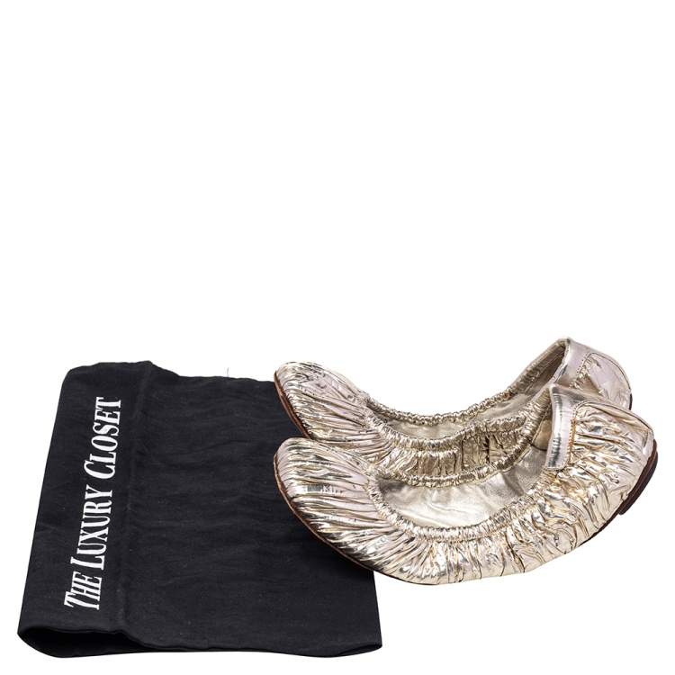Pre Owned Dolce & Gabbana Gold Patent Leather Scrunch Ballet Flats Size 39