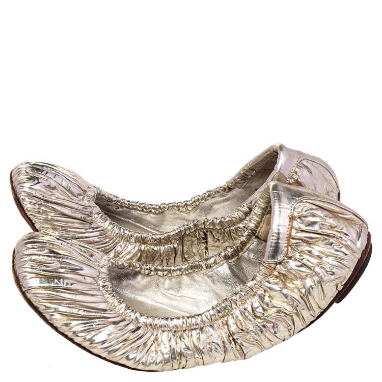 Pre Owned Dolce & Gabbana Gold Patent Leather Scrunch Ballet Flats Size 39
