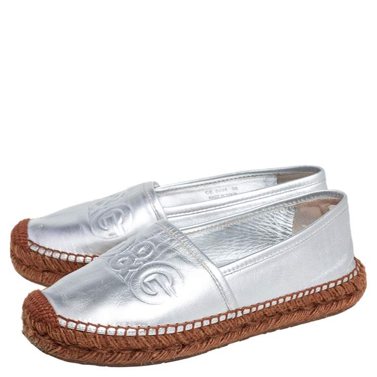 Pre Owned Dolce & Gabbana Silver Leather Logo Embossed Espadrille Flats Size 38