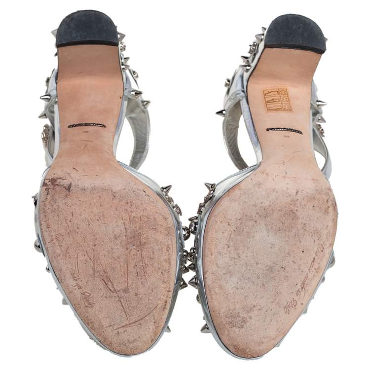 Pre Owned Dolce & Gabbana Silver Metallic Leather Floral Applique, Spike And Crystal Embellished Mary Jane Pumps Size 40