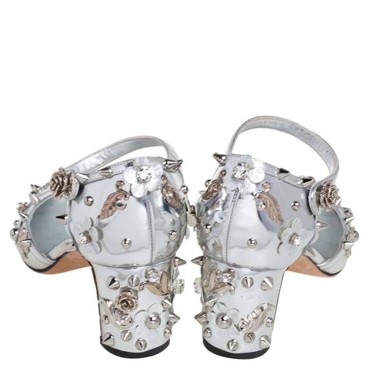 Pre Owned Dolce & Gabbana Silver Metallic Leather Floral Applique, Spike And Crystal Embellished Mary Jane Pumps Size 40