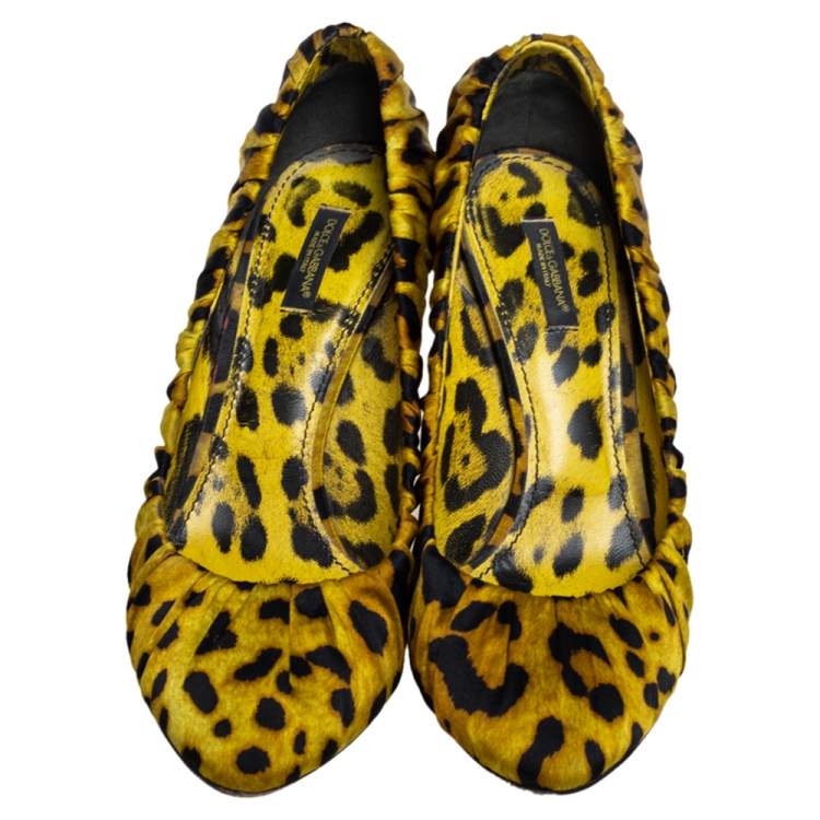 Pre Owned Dolce & Gabbana Yellow Scrunch Satin Animal Print Pumps Size 40