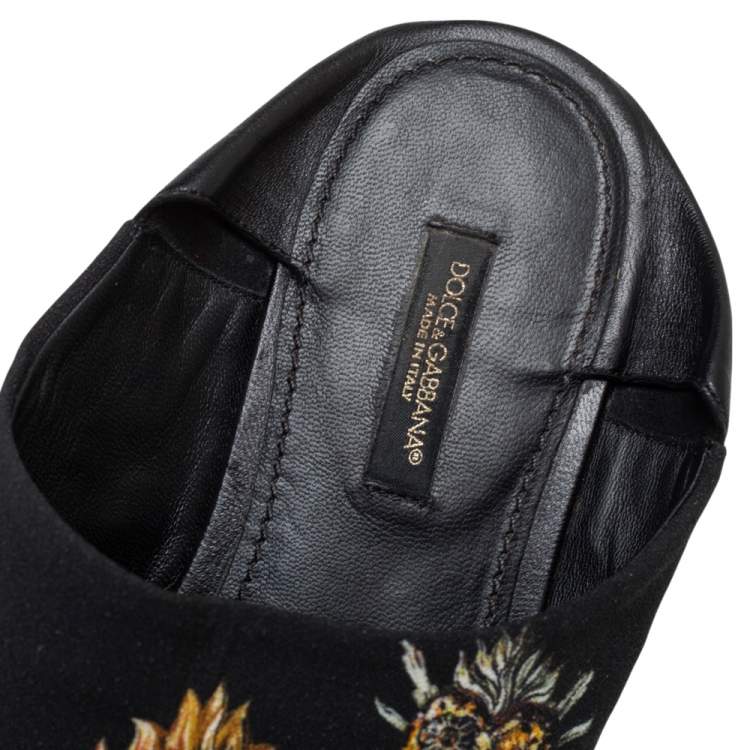 Pre Owned Dolce & Gabbana Black Heart Printed Canvas Flat Mules Size 38