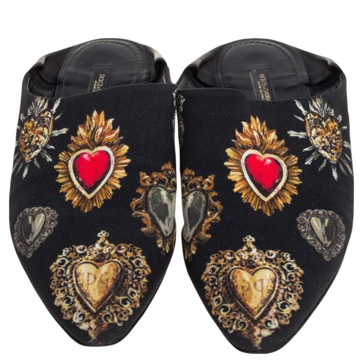Pre Owned Dolce & Gabbana Black Heart Printed Canvas Flat Mules Size 38