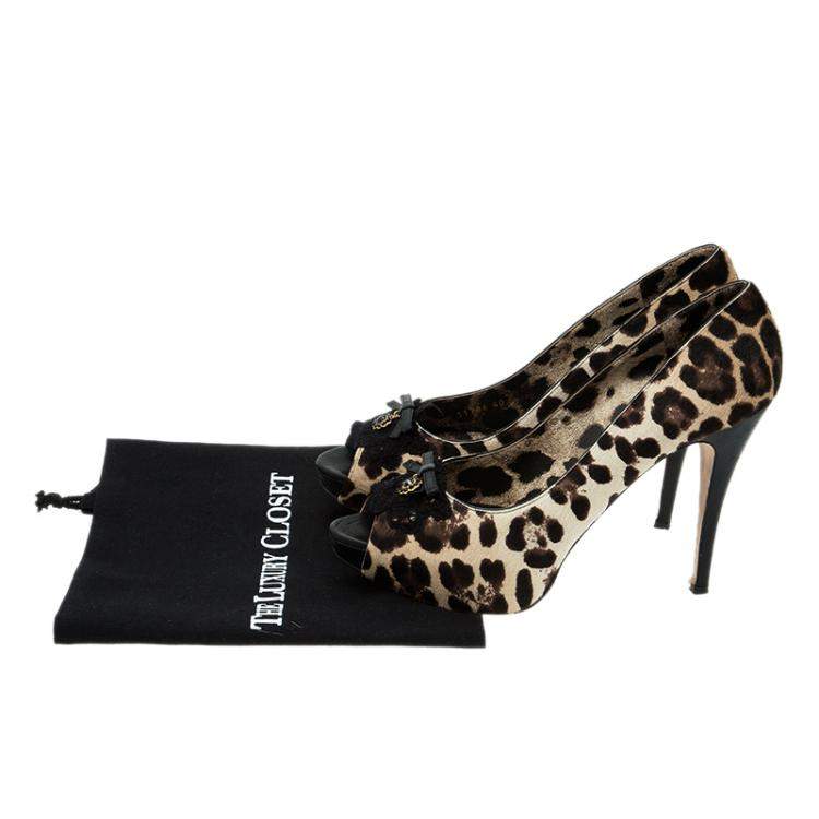 Pre Owned Dolce & Gabbana Beige Leopard Print Pony Hair Bow Peep Toe Pumps Size 40