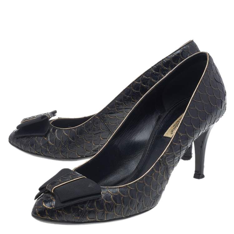 Pre Owned Dolce & Gabbana Black Python Embossed Leather Pumps Size 37