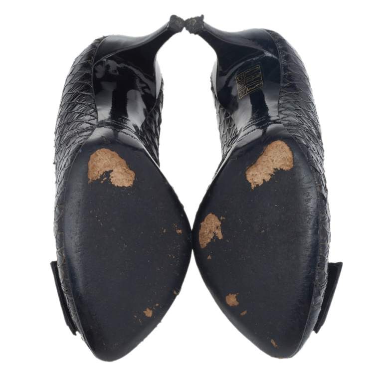 Pre Owned Dolce & Gabbana Black Python Embossed Leather Pumps Size 37
