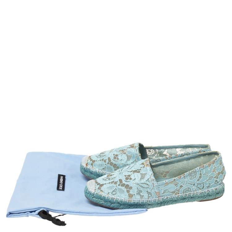 مملوكة مسبقًا Dolce & Gabbana Blue Floral Lace And Mesh Espadrille Flats Size 38