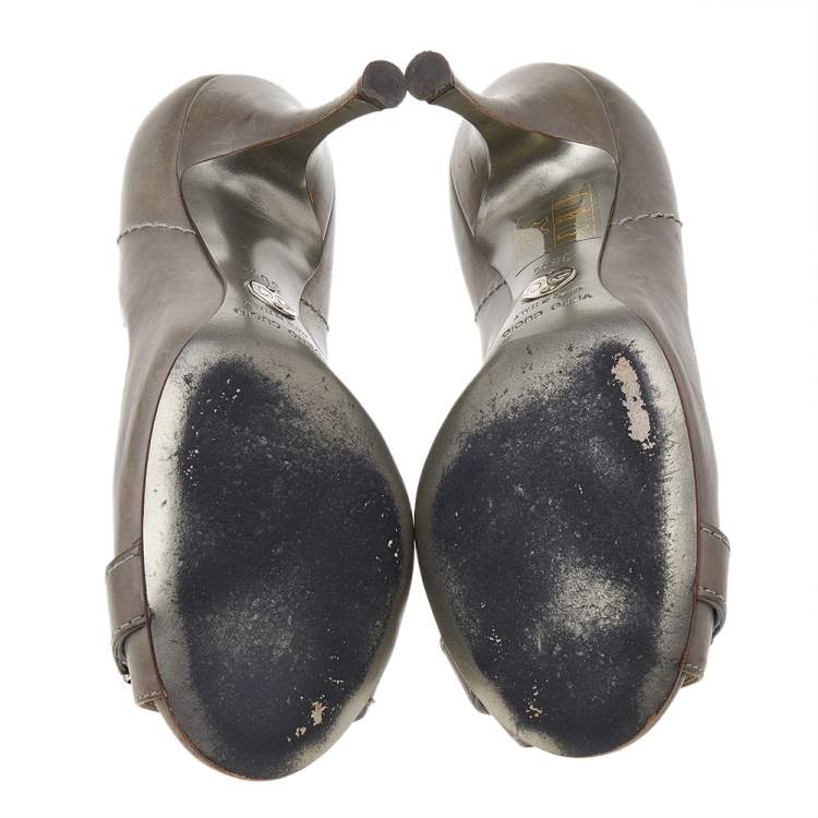 Pre Owned Dolce & Gabbana Grey Leather Peep Toe Pumps Size 36.5