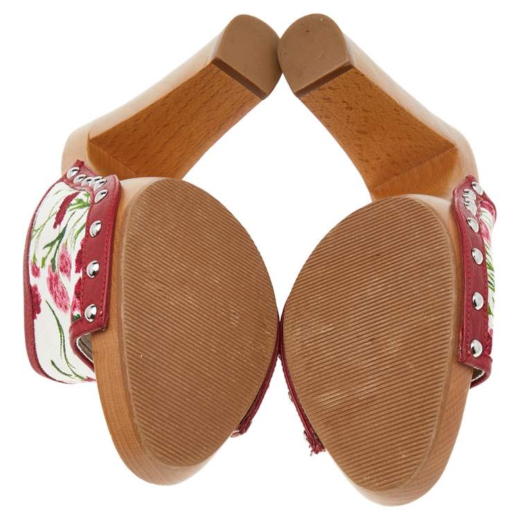 Pre Owned Dolce & Gabbana White/Red Floral Print Canvas And Leather Clogs Sandals Size 37