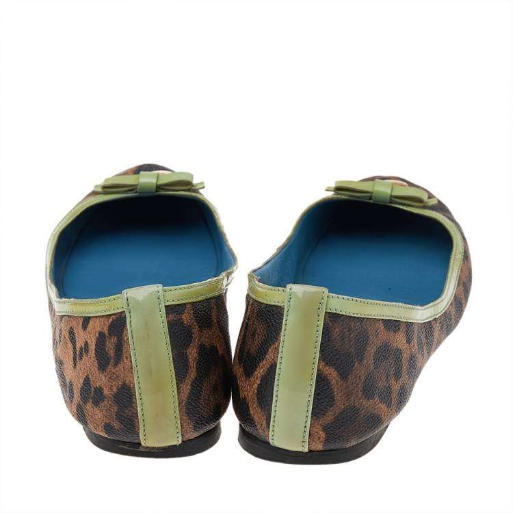 Pre Owned Dolce & Gabbana Brown/Green Leopard Print Coated Canvas And Patent Leather Ballet Flats Size 40