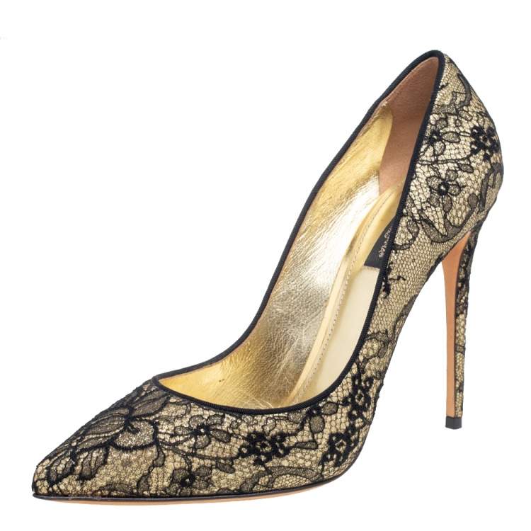 Pre Owned Dolce & Gabbana Metallic Gold Glitter and Black Chantilly Lace Pointed Toe Pumps Size 38.5