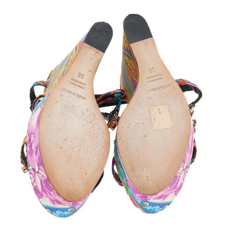 Pre Owned Dolce & Gabbana Multicolor Floral Print Fabric Crystal Embellished T Strap Platform Sandals Size 38