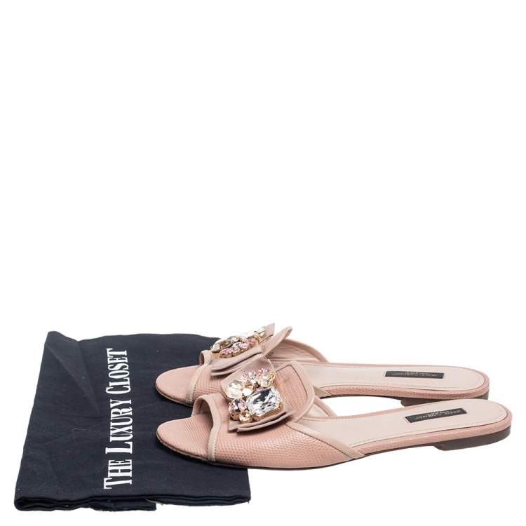 Pre Owned Dolce & Gabbana Beige Lizard Embossed Leather Crystal Embellished Bow Flat Slides Size 38