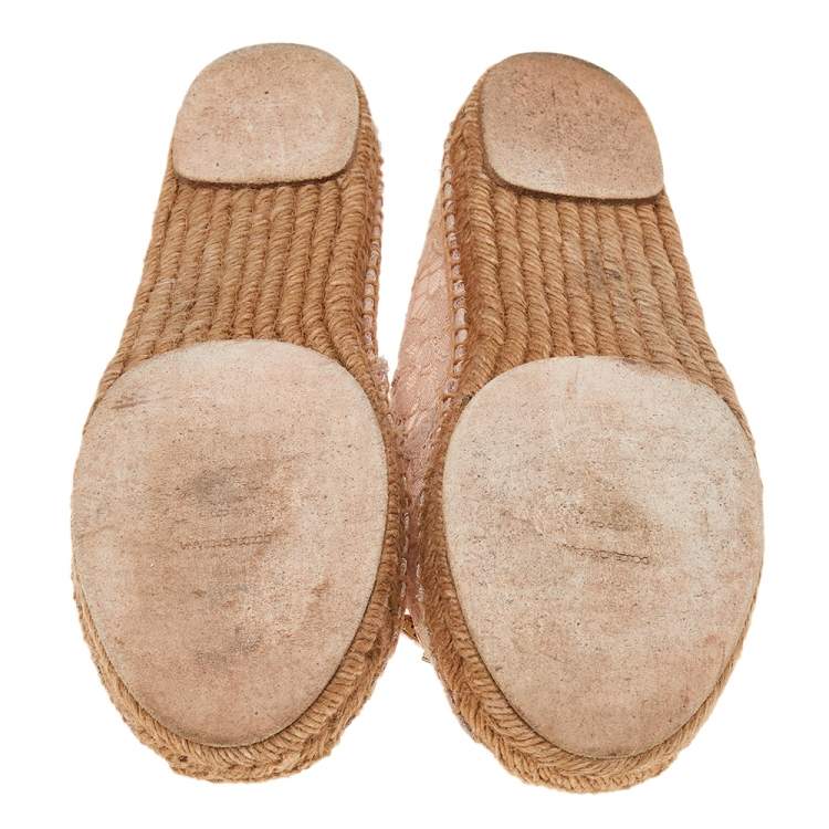 Pre Owned Dolce & Gabbana Beige Lace Embellished Espadrille Flat Size 38