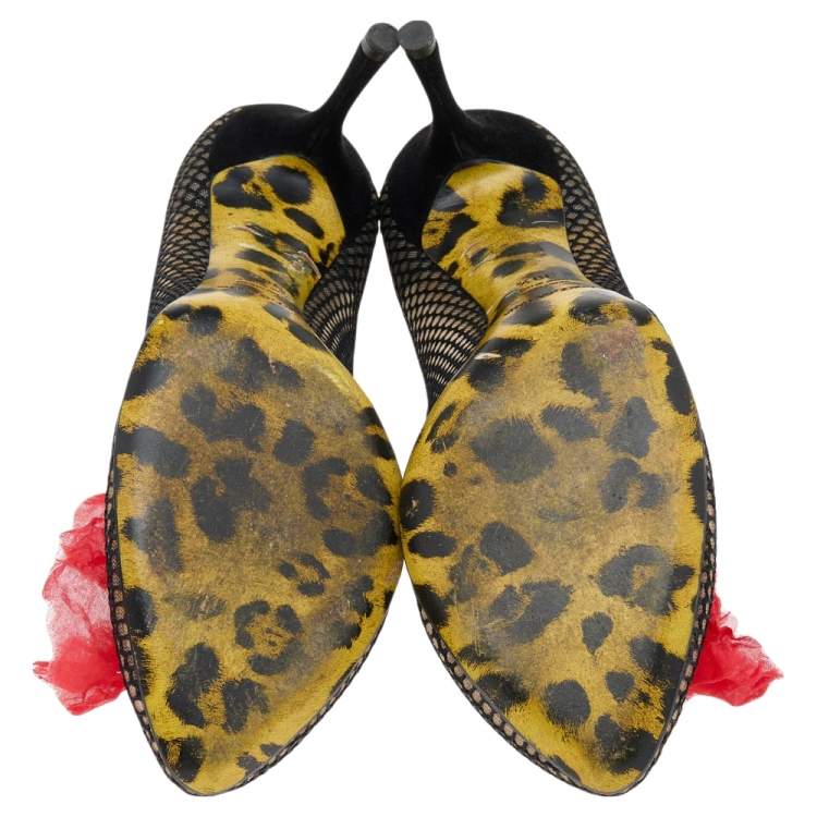Pre Owned Dolce & Gabbana Black Mesh and Suede Floral Appliqué Pumps Size 39.5