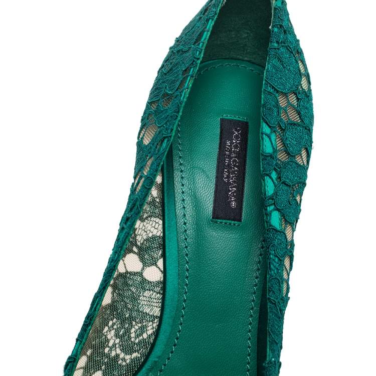 Pre Owned Dolce and Gabbana Green Lace Bellucci Crystal Embellished Pointed-Toe Pumps Size 39