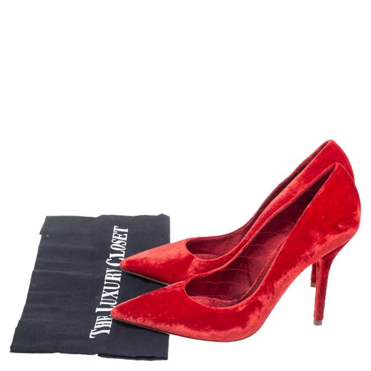 Pre Owned Dolce & Gabbana Red Velvet Pointed Toe Pumps Size 37