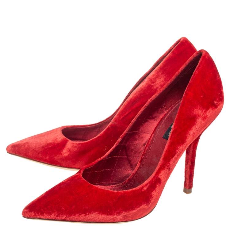 Pre Owned Dolce & Gabbana Red Velvet Pointed Toe Pumps Size 37
