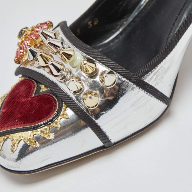 Pre Owned Dolce & Gabbana Silver Laminated Leather Jackie Embellished Pumps Size 38