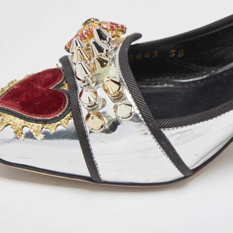 Pre Owned Dolce & Gabbana Silver Laminated Leather Jackie Embellished Pumps Size 38