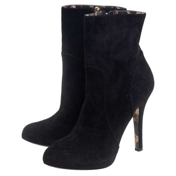 Pre Owned Dolce & Gabbana Black Suede Ankle Length Boots Size 37