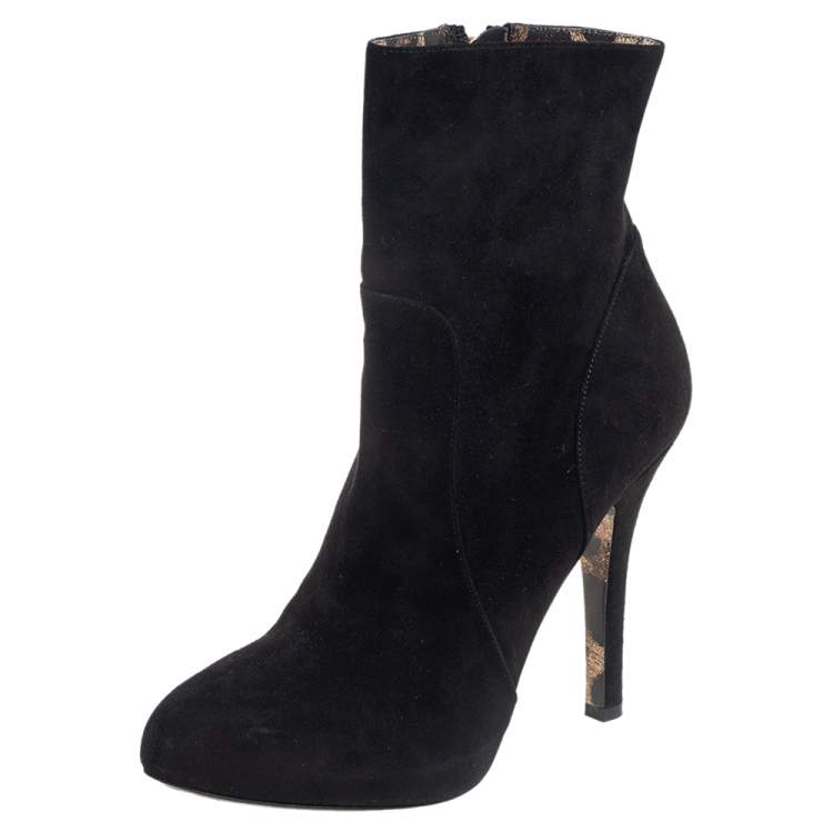 Pre Owned Dolce & Gabbana Black Suede Ankle Length Boots Size 37