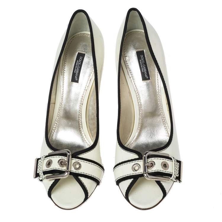 Pre Owned Dolce & Gabbana Off-White/ Black Patent Leather Buckle Strap Peep-Toe Pumps Size 41