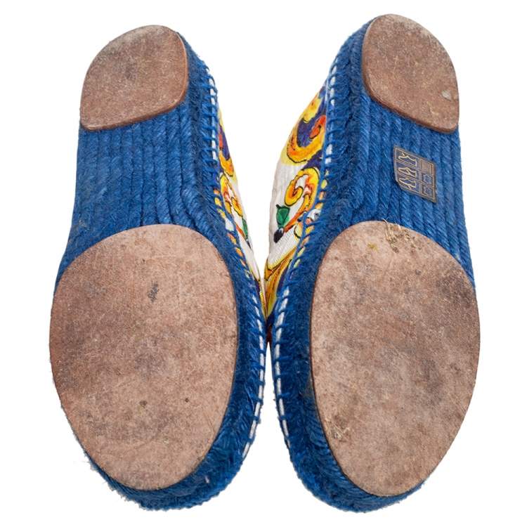 مملوكة مسبقًا Dolce & Gabbana Multicolor Majolica Print Canvas Slip On Espadrilles Size 37