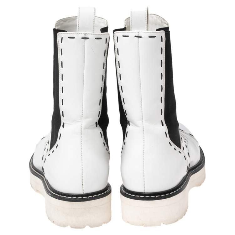Pre Owned Dolce & Gabbana White Leather Ankle Boots Size 39