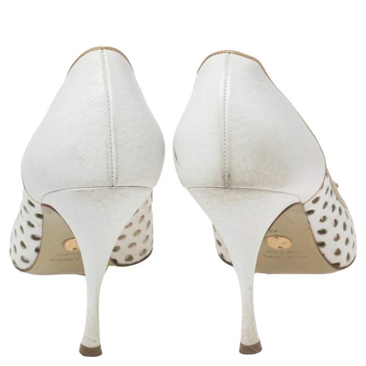 Pre Owned Dolce & Gabbana White/Gold Perforated Leather Bow Detail Peep Toe Pumps Size 41
