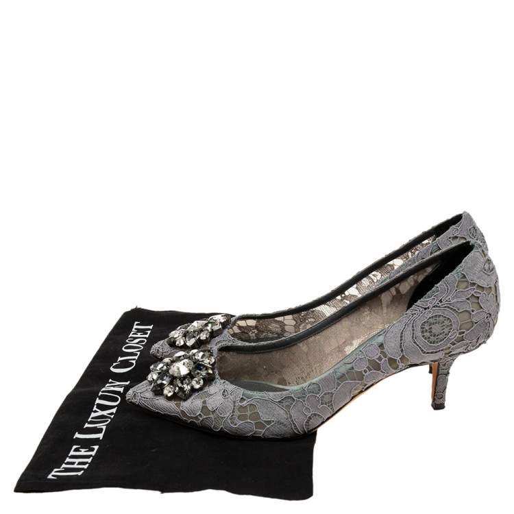 Pre Owned Dolce & Gabbana Grey Lace Bellucci Pointed-Toe Pumps Size 39
