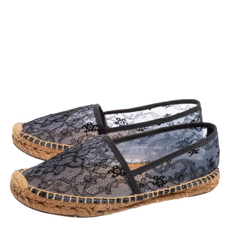مملوكة مسبقًا Dolce & Gabbana Indigo Purple/Black Lace Flat Espadrilles Size 39