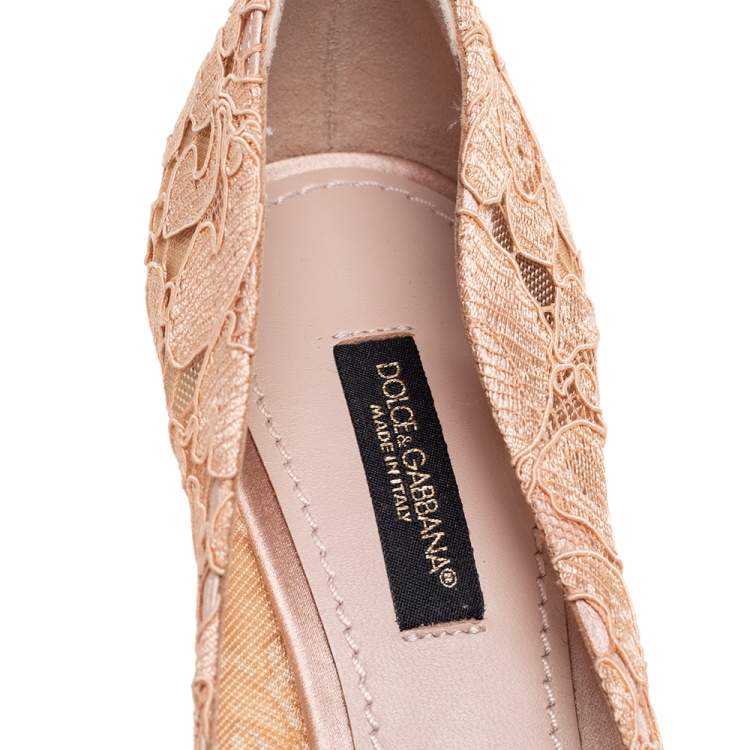 Pre Owned Dolce & Gabbana Peach Pink Lace Bellucci Pumps Size 34