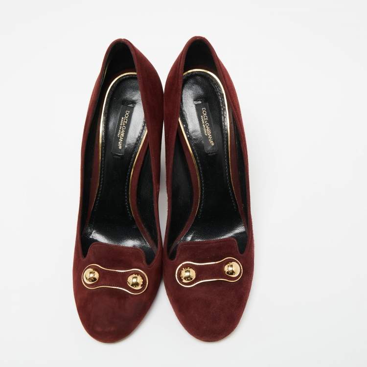 مملوكة مسبقًا Dolce & Gabbana Burgundy Suede Logo Studded Block Heel Pumps Size 39.5