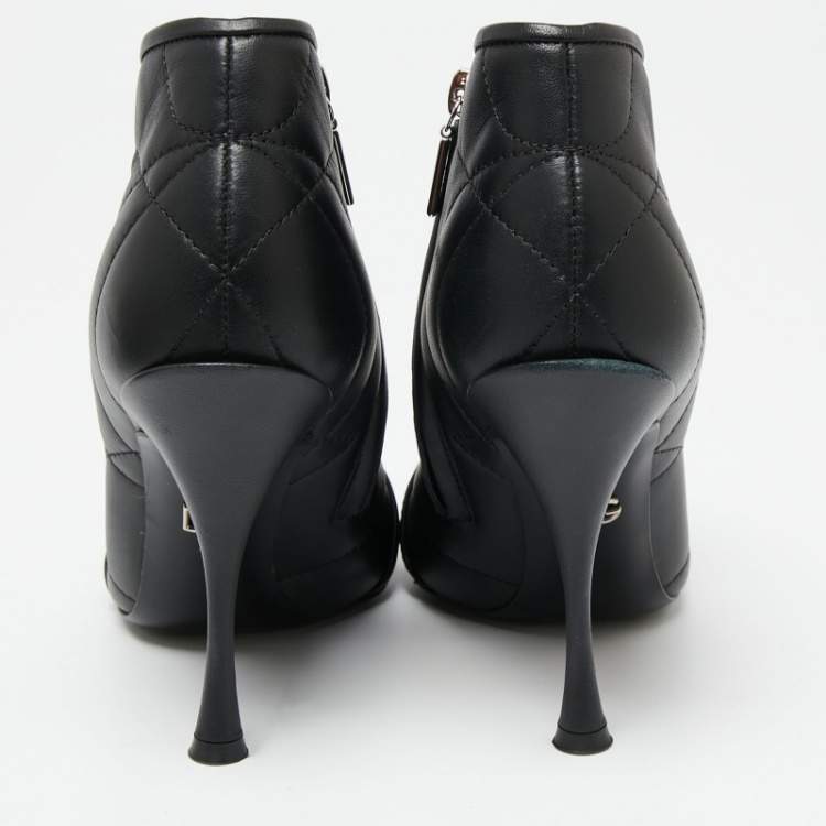Pre Owned Dolce & Gabbana Black Leather Ankle Devotion Ankle Boots Size 37