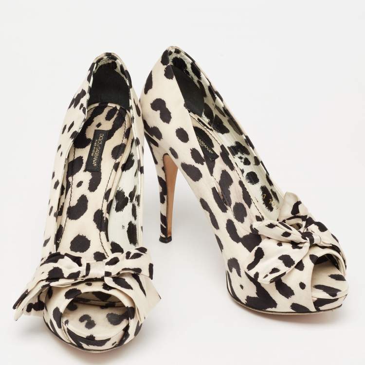 Pre Owned Dolce & Gabbana White/Black Leopard Print Satin Bow Peep Toe Platform Pumps Size 38.5