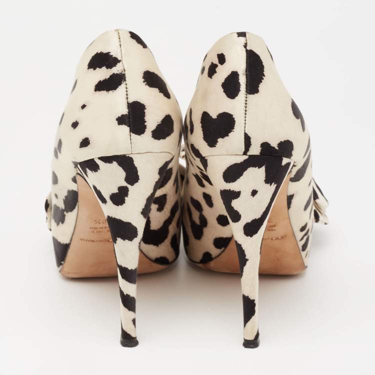 Pre Owned Dolce & Gabbana White/Black Leopard Print Satin Bow Peep Toe Platform Pumps Size 38.5
