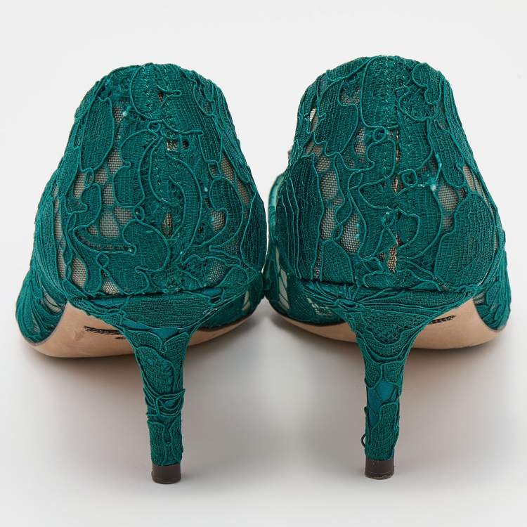 Pre Owned Dolce & Gabbana Green Lace Bellucci Jeweled Embellishment Pointed Toe Pumps Size 40