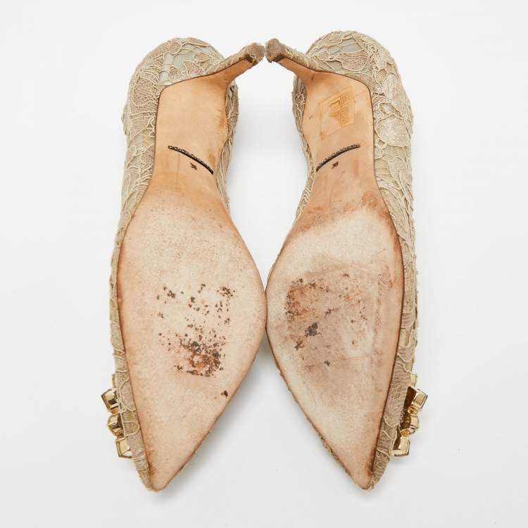Pre Owned Dolce & Gabbana Beige Lace Bellucci Crystal Embellished Pointed Toe Pumps Size 36