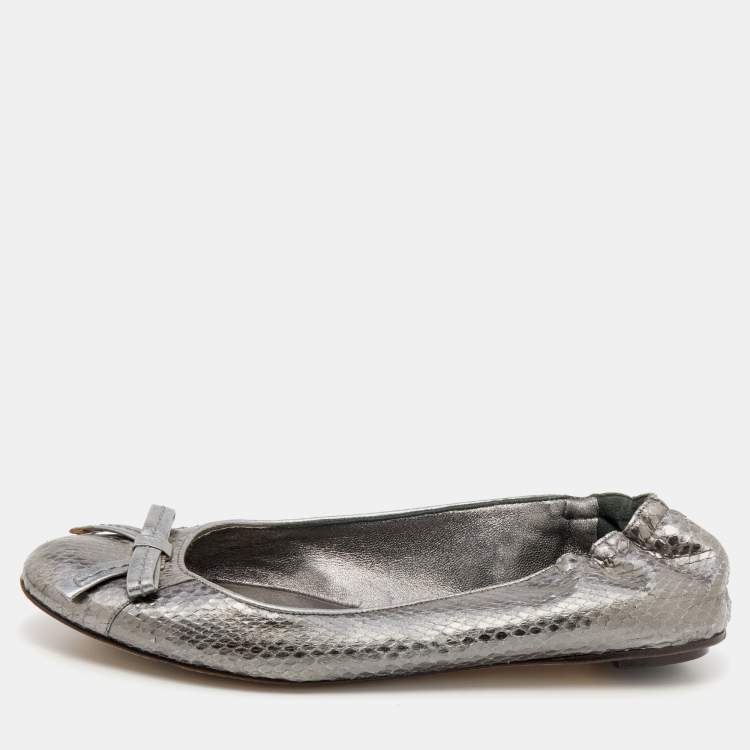 Pre Owned Dolce & Gabbana Metallic Grey Snakeskin Bow Ballet Flats Size 36.5