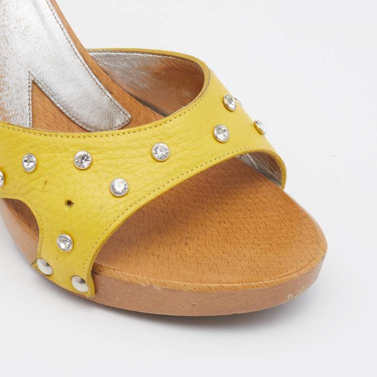 Pre Owned Dolce & Gabbana Yellow Leather Crystal Embellished Platform Slide Sandals Size 40